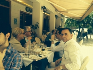 Στο... «Αντάρτικο» Γεύμα Και Ο Χρήστος Κέλλας! Με Ποιους Νεοδημοκράτες Ήταν Παρέα Ο Λαρισαίος Βουλευτής; (Φωτό)
